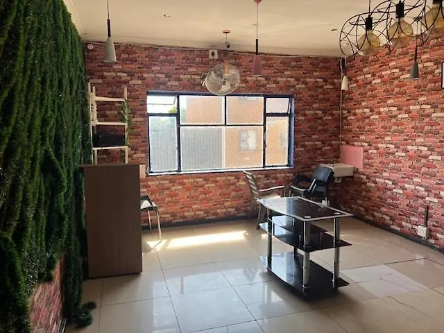 1St Goodwood Backpackers Hostel Cape Town South Africa