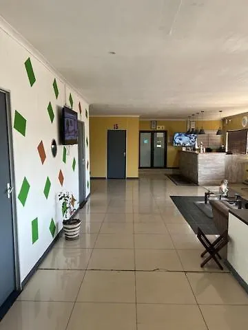 1St Goodwood Backpackers Hostel Cape Town