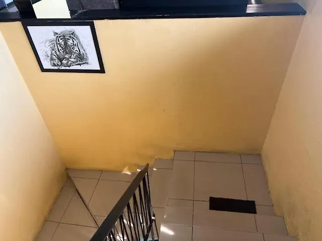 1St Goodwood Backpackers Hostel Cape Town